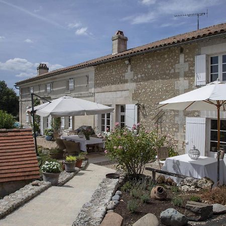 Le Boisdalon Bed and Breakfast Yviers Εξωτερικό φωτογραφία