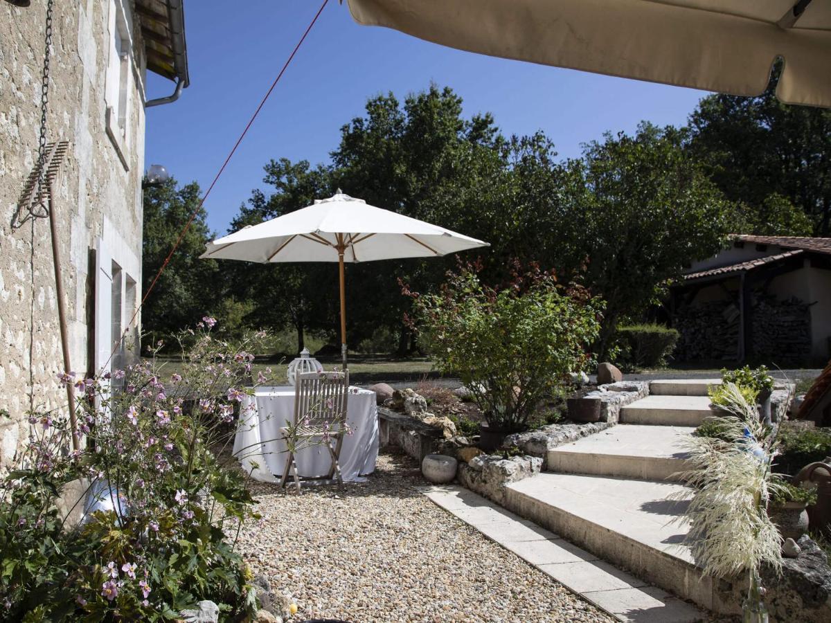 Le Boisdalon Bed and Breakfast Yviers Εξωτερικό φωτογραφία
