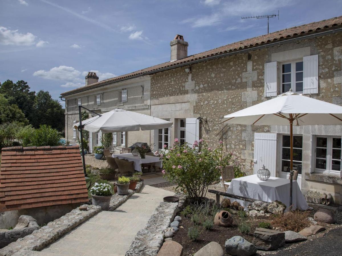 Le Boisdalon Bed and Breakfast Yviers Εξωτερικό φωτογραφία